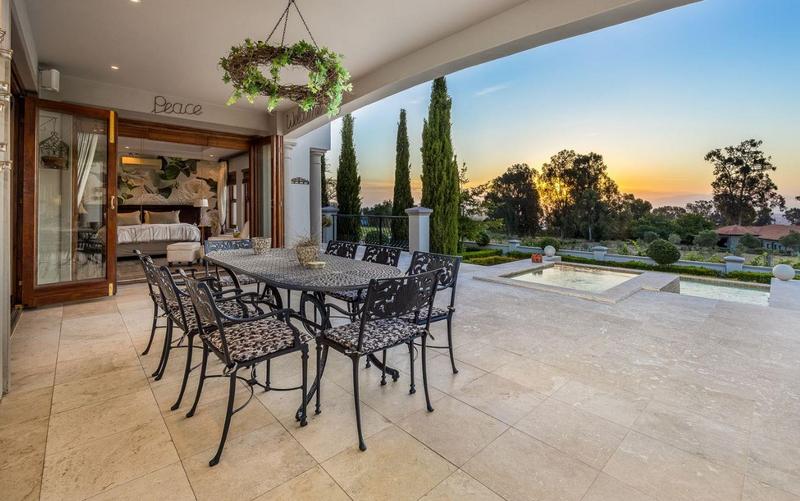 6 Bedroom Property for Sale in Klein Zevenwacht Western Cape